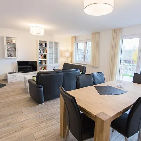 Holiday home Double Mein-glowe Right
